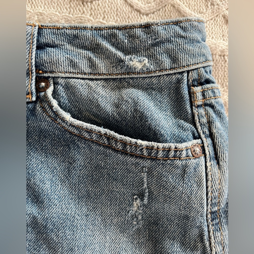 We The Free Distressed Denim Button-Up Skirt Women’s Size 28 - Picture 11 of 14